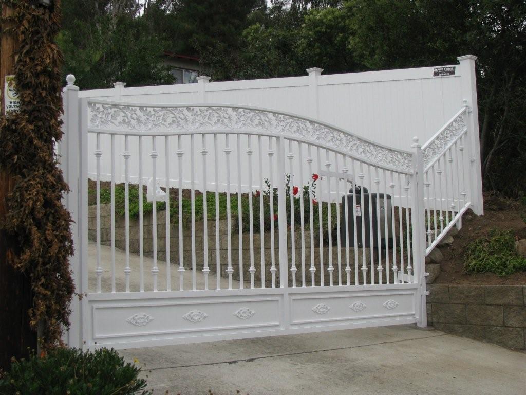 sdiron_drivewaygates_005.JPG